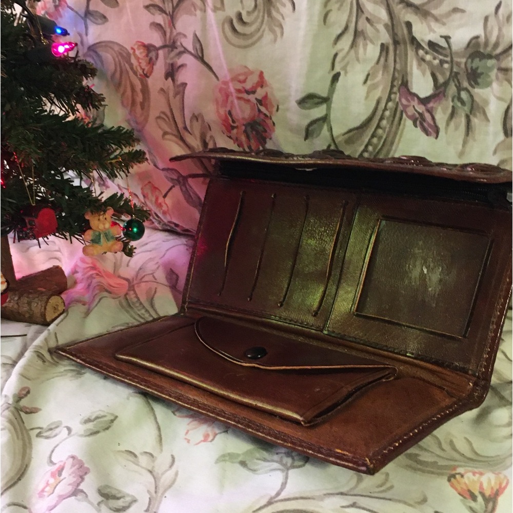 Wallet - Picture 2 of 3